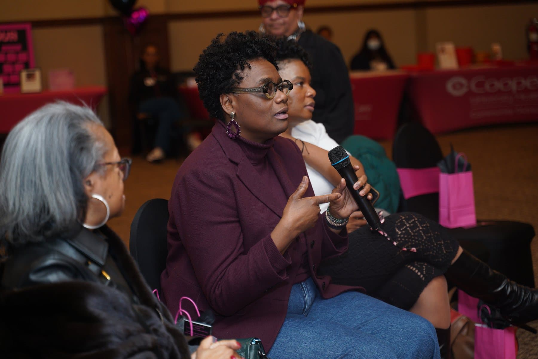 Guest asking a question during A Date With Sis